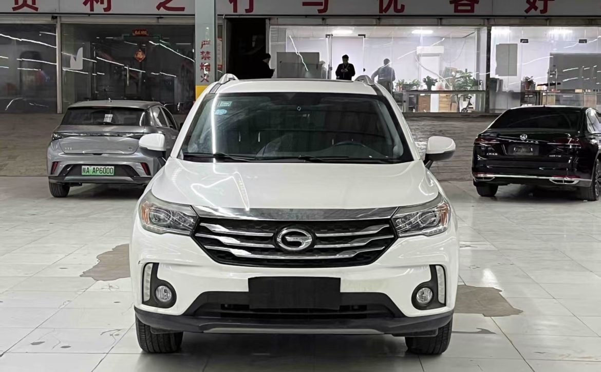 2017 GAC Trumpchi GS4 235T manual 2WD luxury front left view