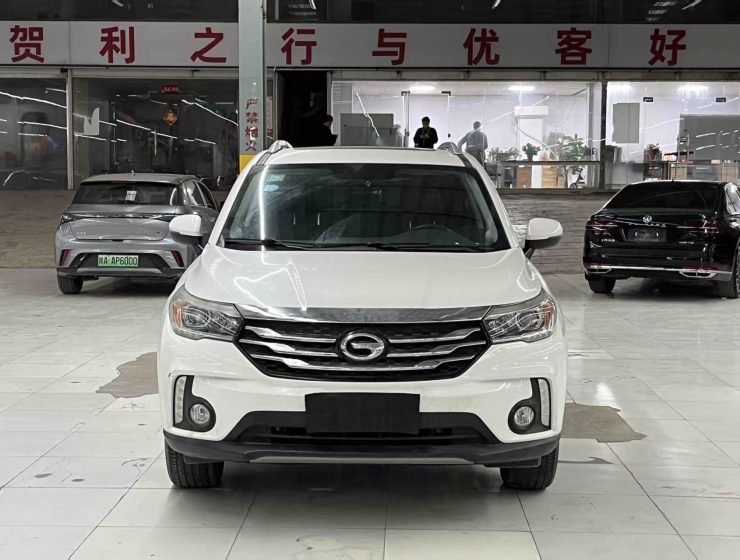 2017 GAC Trumpchi GS4 235T manual 2WD luxury front left view