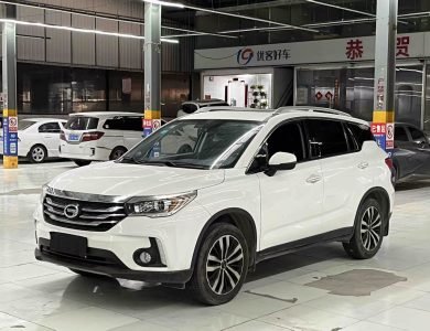 2017 GAC Trumpchi GS4 235T manual 2WD luxury front right view