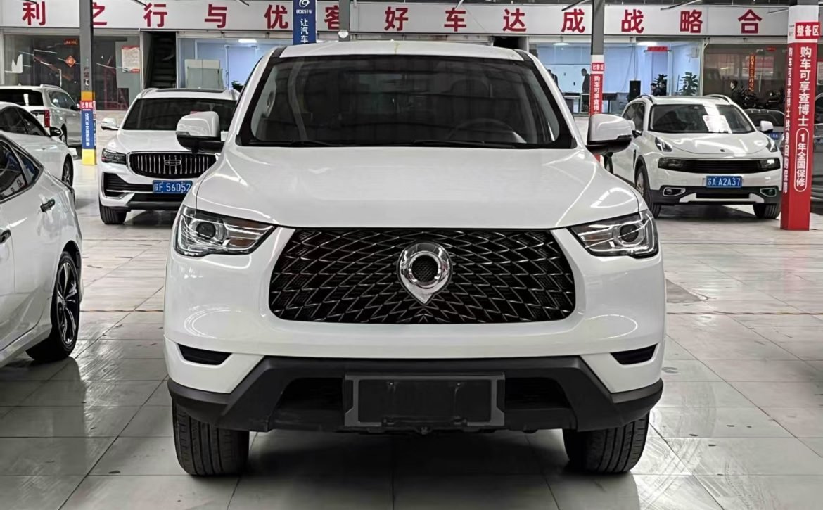 2021 GWM Poer 2.0T diesel 4WD automatic elite long bed front view