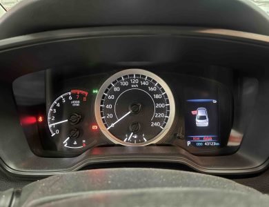 Dashboard and steering wheel of 2021 Toyota Corolla 1.2T Luxury