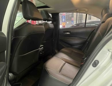 Rear seat space of 2021 Toyota Corolla 1.2T Luxury sedan