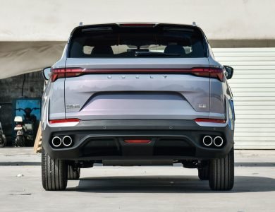 Geely Coolray 2026 rear view SUV