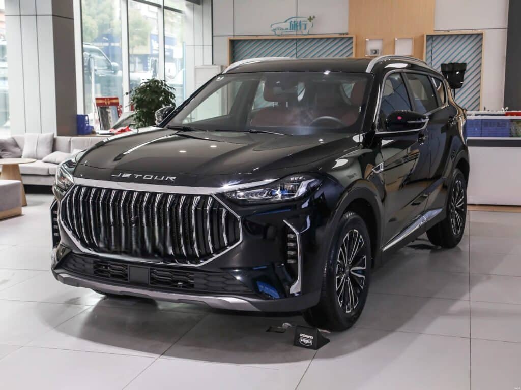 JETOUR 2026 X70 PLUS family SUV launched in China with spacious cabin and modern design