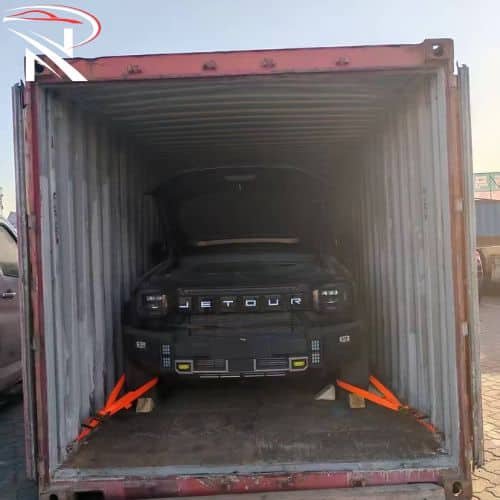 Batch export of Jetour Traveller cars for global logistics delivery