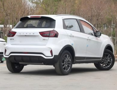 Livan X3 Pro side profile SUV