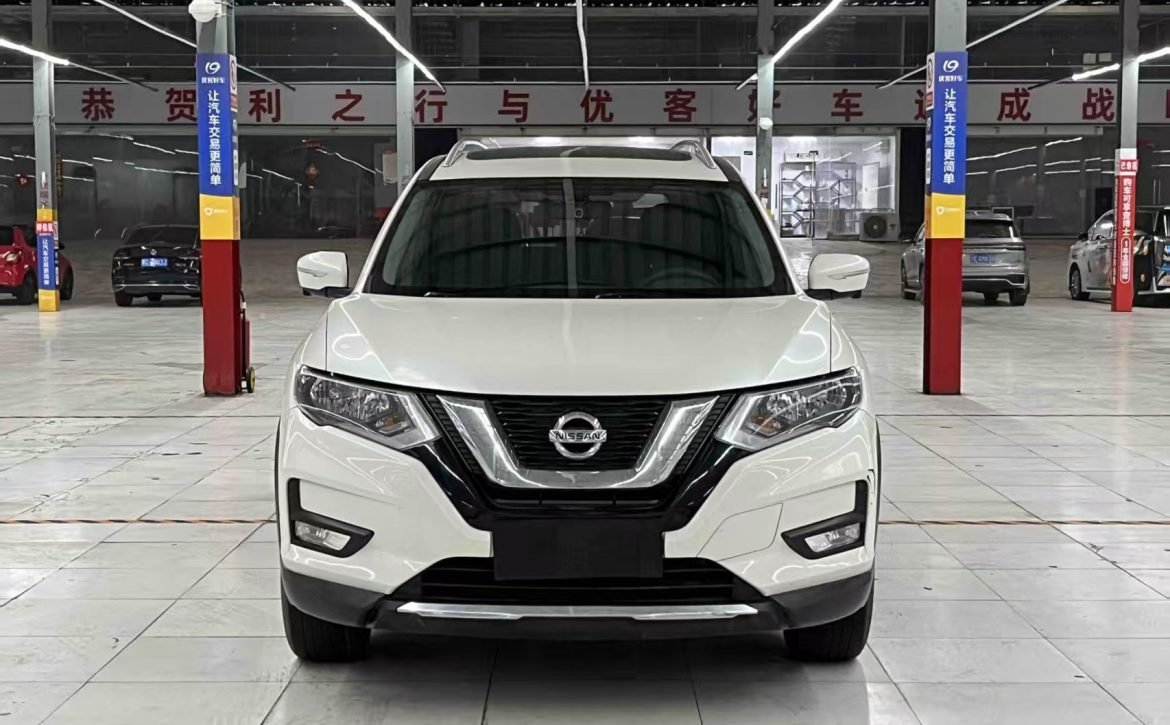 Nissan X-Trail 2017 2.0L CVT Comfort 2WD main image