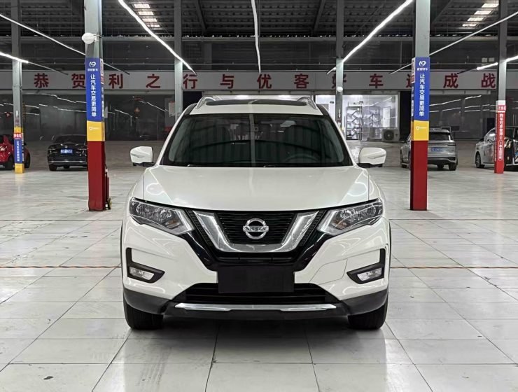 Nissan X-Trail 2017 2.0L CVT Comfort 2WD main image